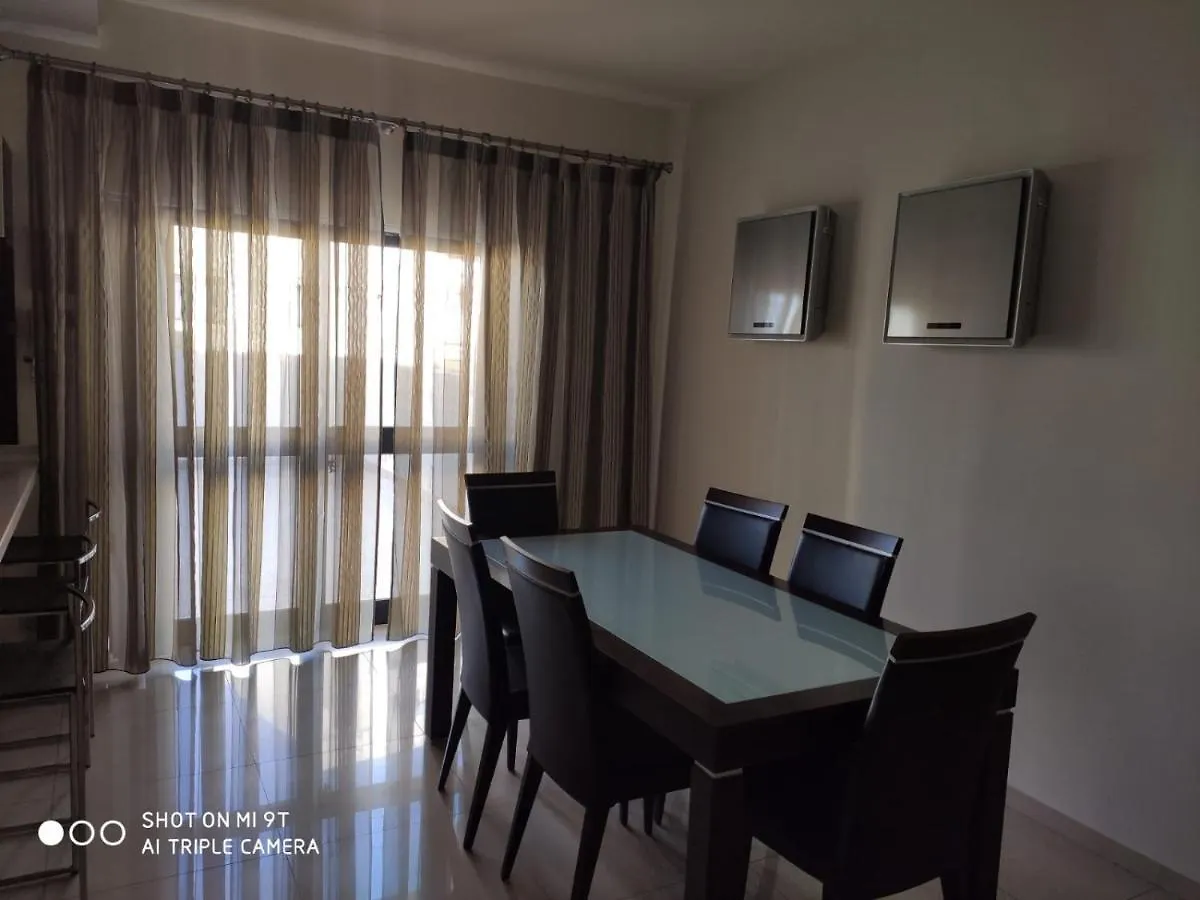 Pearl Residence Mosta 0*,  Malta
